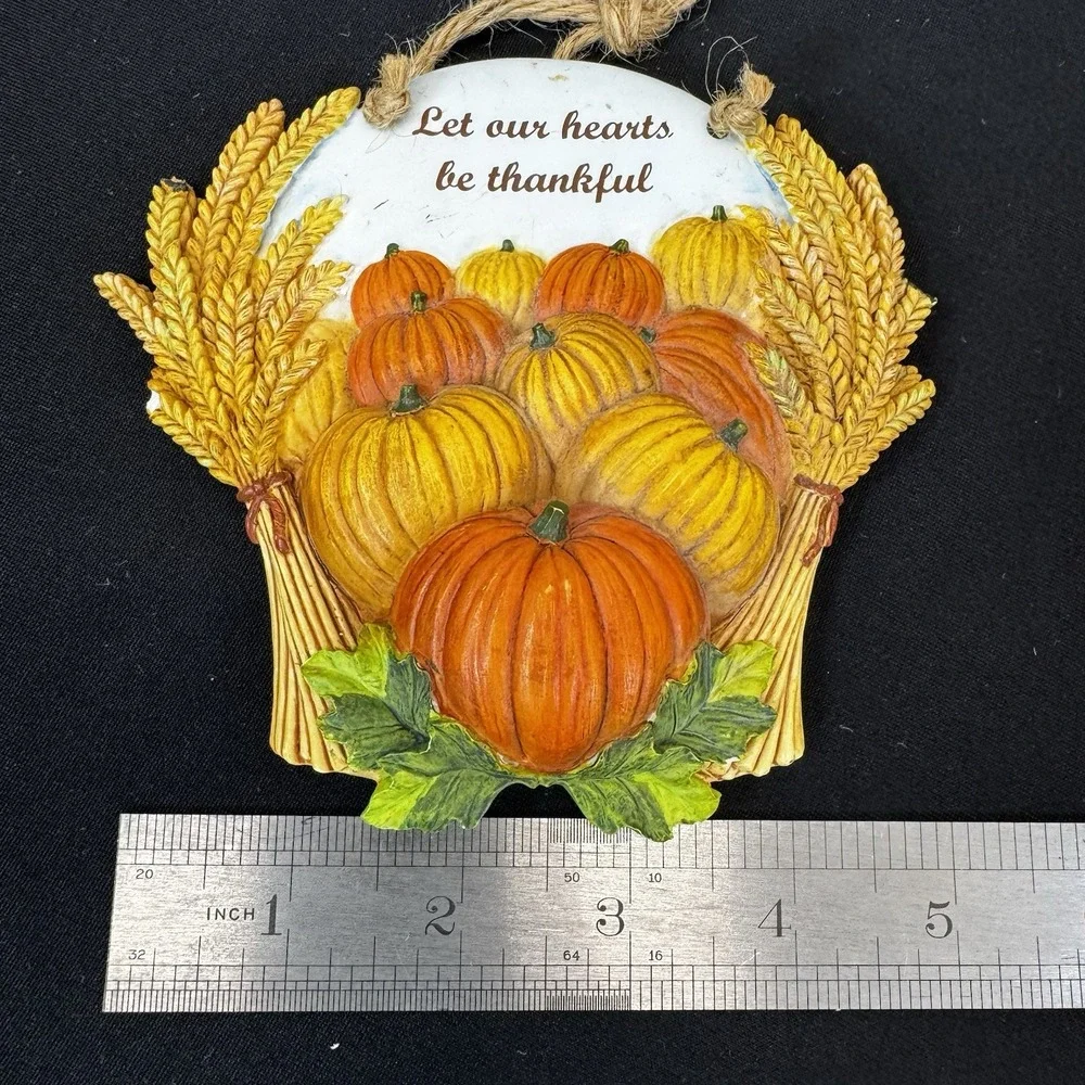 Vintage RUSS Let Our Hearts Be Thankful Wall Plaque‎